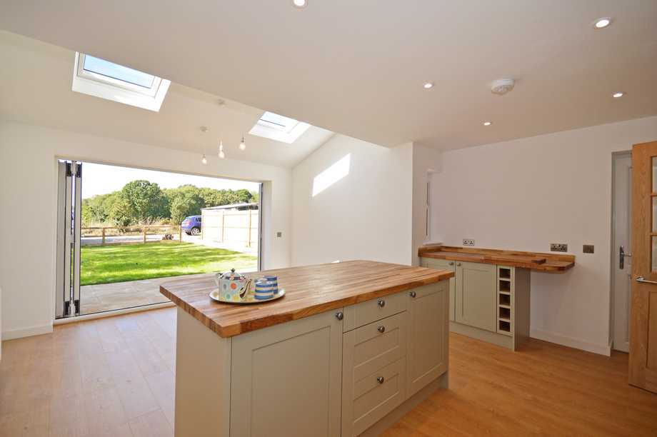 Amazing Kitchen Hamstreet