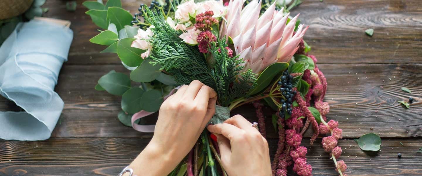 Flower Arrangers Hobbs Parker